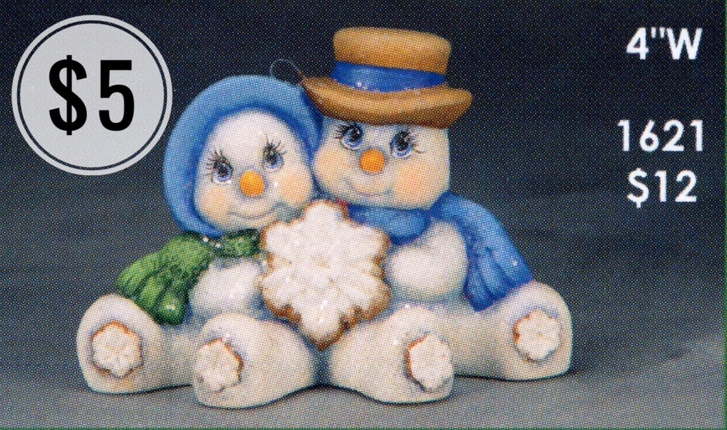 Cuddle Snowmen with Snowflake Orn.